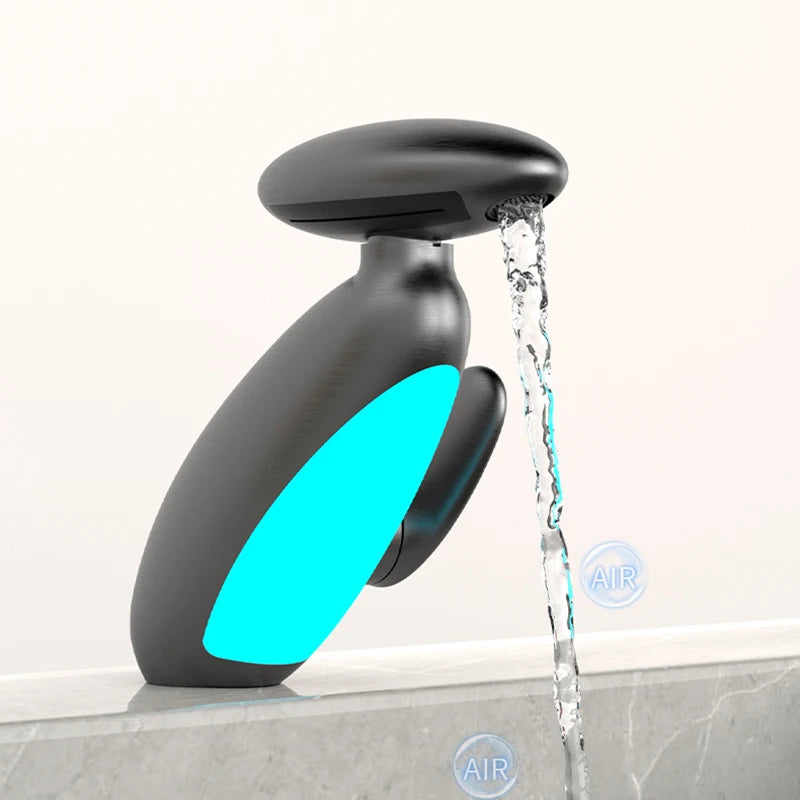 Large LED basin tap, 4 water outlets - hot and cold